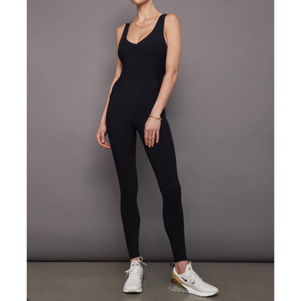 CARBON38 V-Neck Jumpsuit Black XS